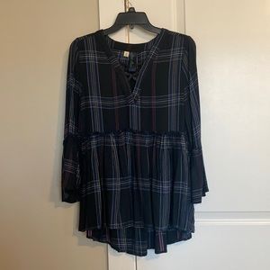 Francesca’s plaid Women’s top